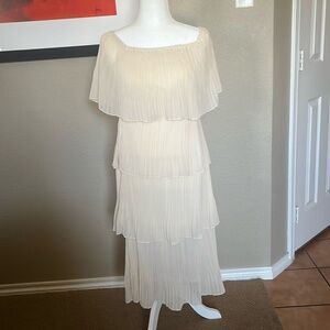 Off-White Off the Shoulder Pleated Dress Size Small